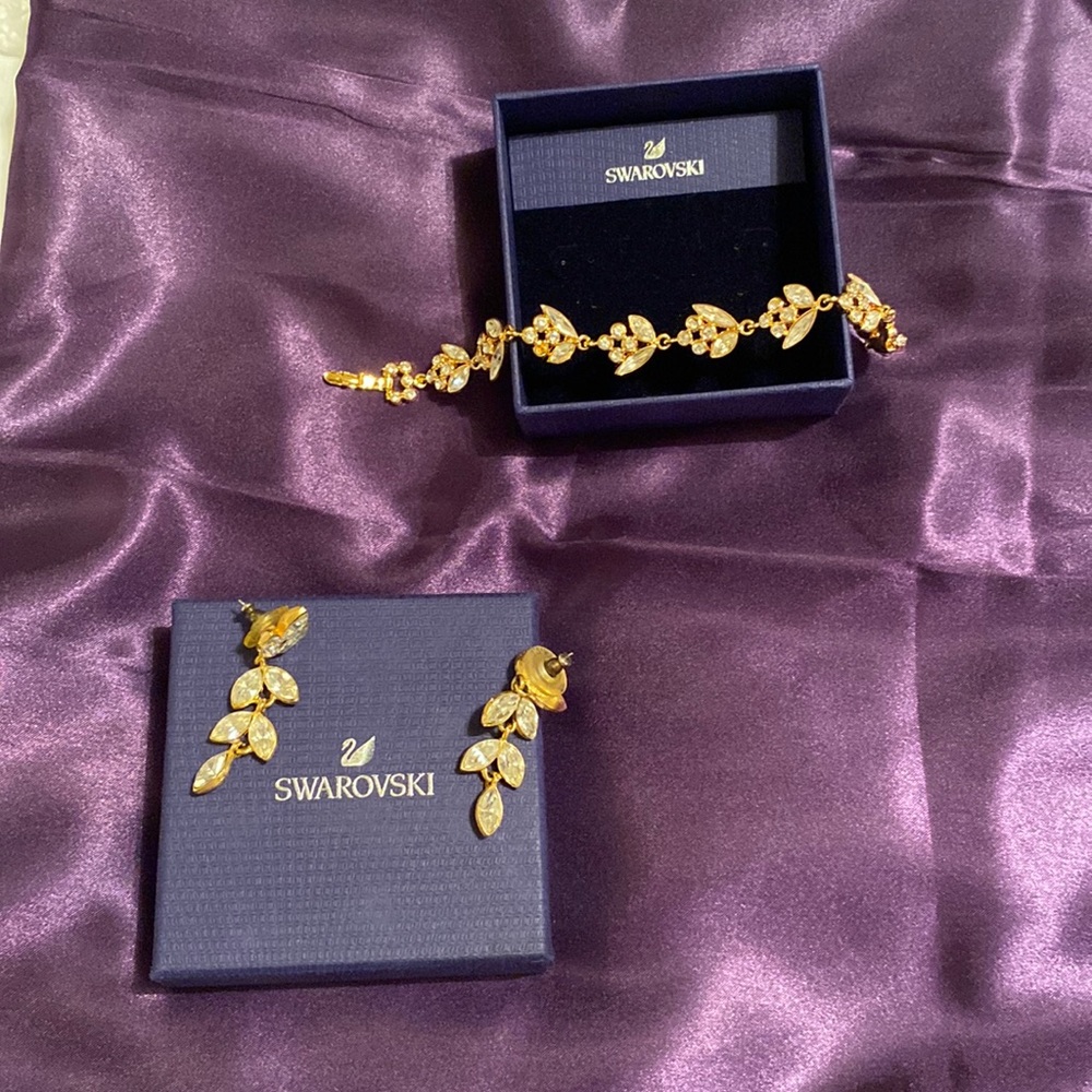Swarovski set